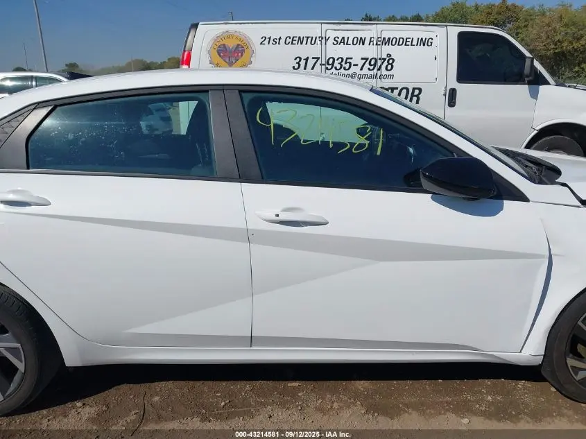 2025 HYUNDAI ELANTRA SEL SPORT