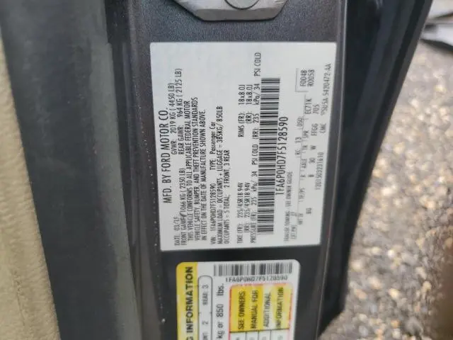 2015 FORD FUSION SE  