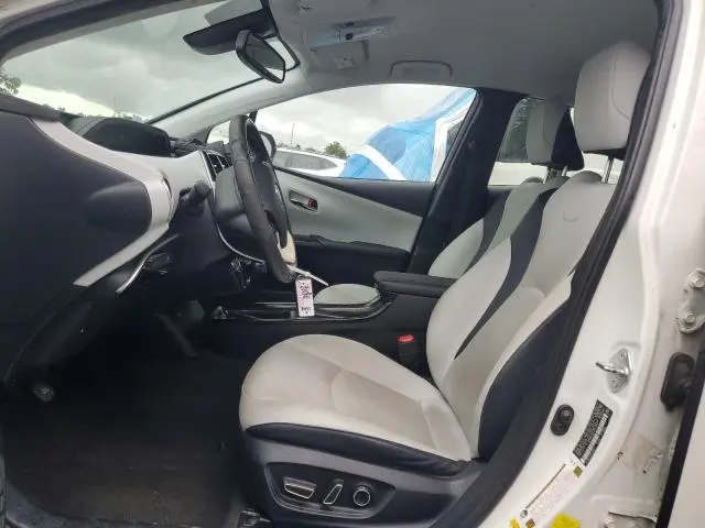 2016 TOYOTA PRIUS   