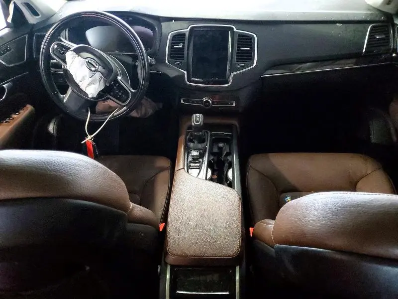 2019 VOLVO XC90 T6 MOMENTUM  