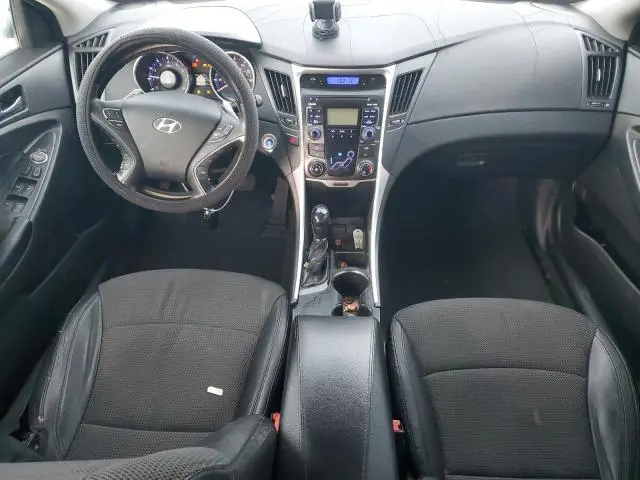 2011 HYUNDAI SONATA SE