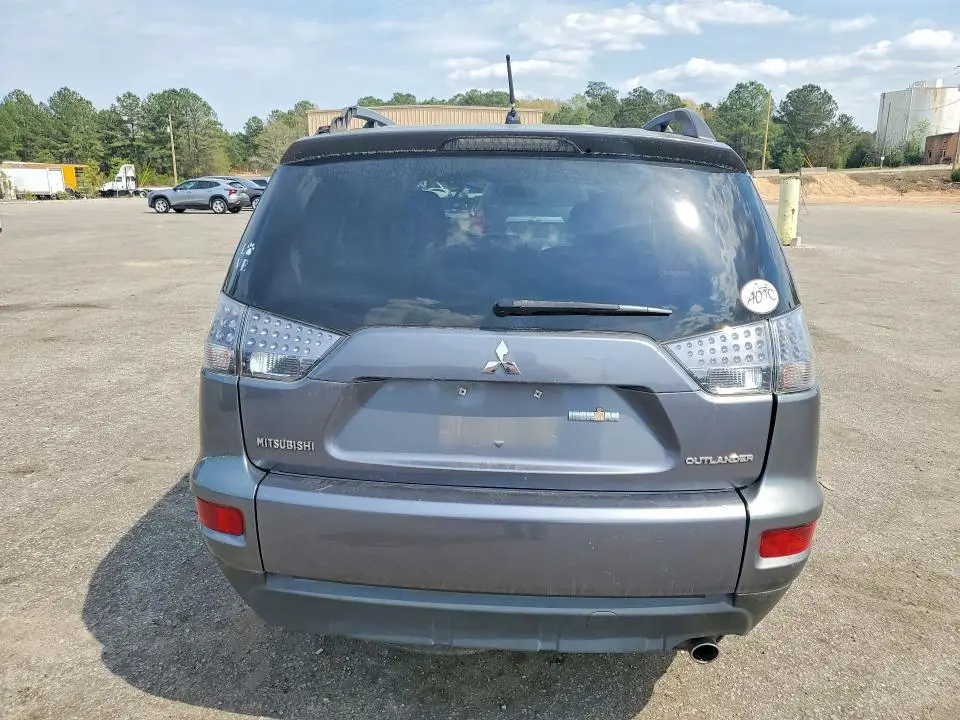 2012 MITSUBISHI OUTLANDER ES  