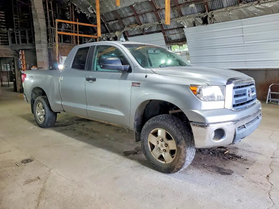 2010 TOYOTA TUNDRA DOUBLE CAB SR5  