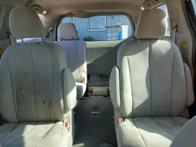 2011 TOYOTA SIENNA BASE