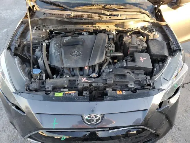 2017 TOYOTA YARIS IA   