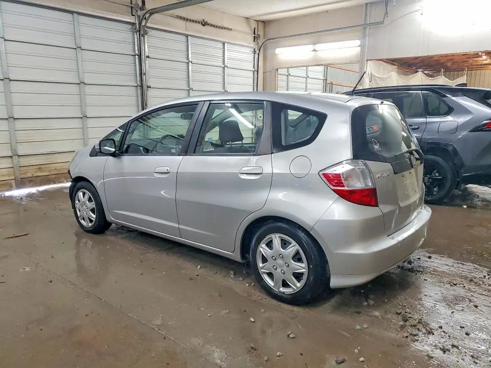2013 HONDA FIT   