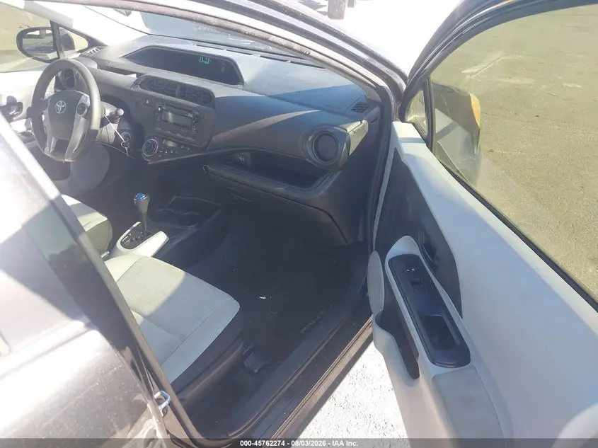 2013 TOYOTA PRIUS C ONE