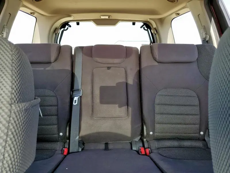 2011 NISSAN PATHFINDER S  