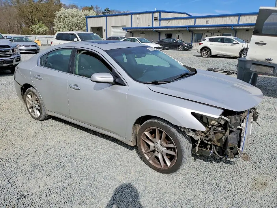 2013 NISSAN MAXIMA 3.5 S  