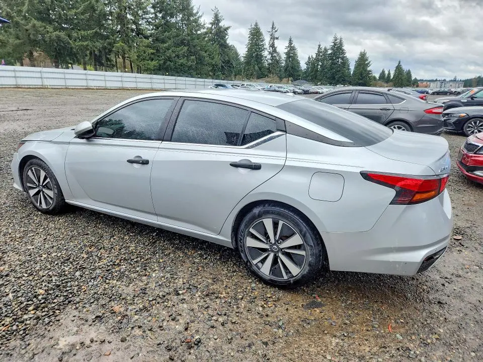 2021 NISSAN ALTIMA 2.5 SV  
