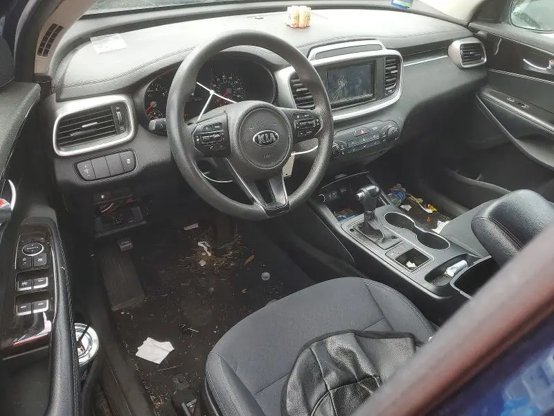 2016 KIA SORENTO LX V6  