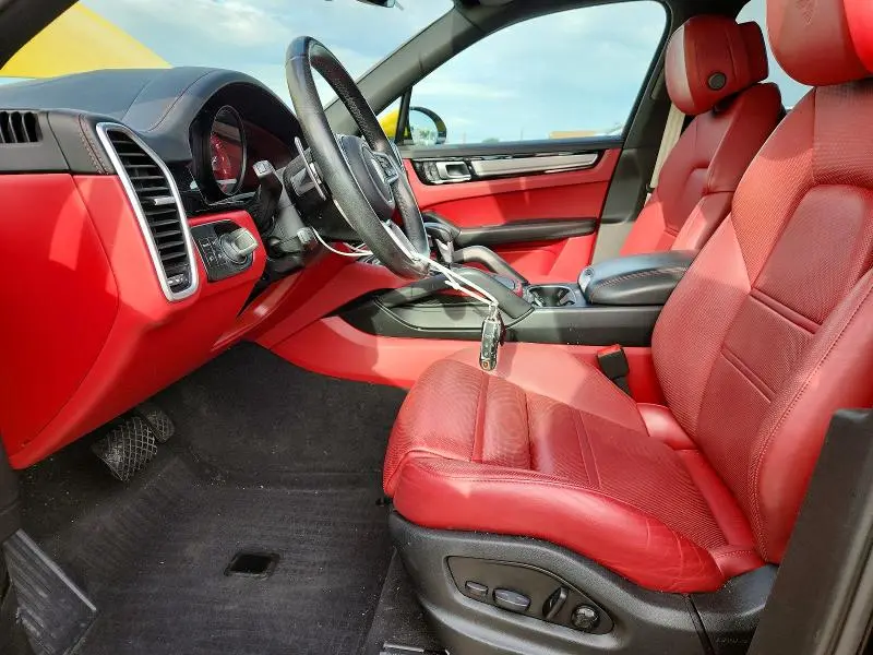 2023 PORSCHE CAYENNE BASE  