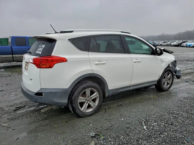 2015 TOYOTA RAV4 XLE  