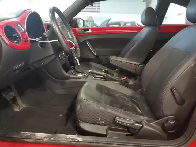 2013 VOLKSWAGEN BEETLE   