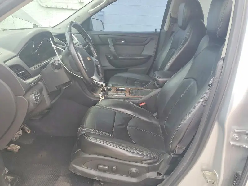 2013 CHEVROLET TRAVERSE LT  