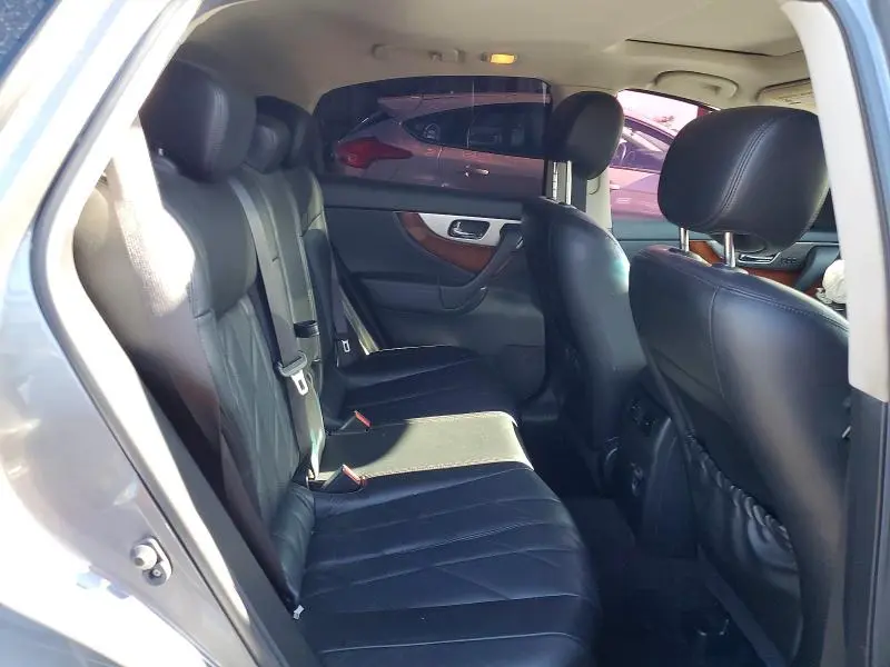 2014 INFINITI QX70 BASE  