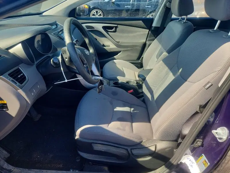 2013 HYUNDAI ELANTRA GL  
