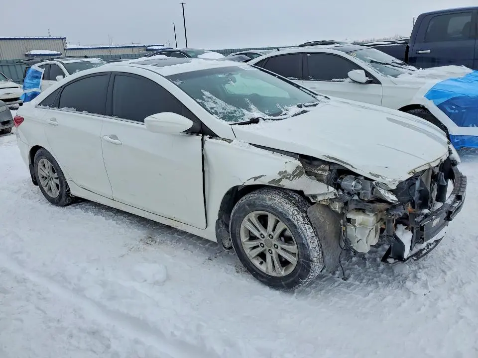 2011 HYUNDAI SONATA GLS  
