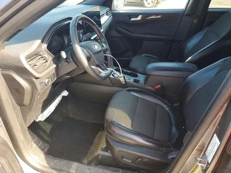2023 FORD ESCAPE ST LINE  