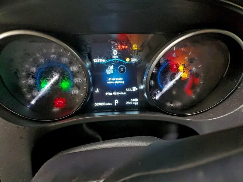 2020 JAGUAR F-PACE PREMIUM  