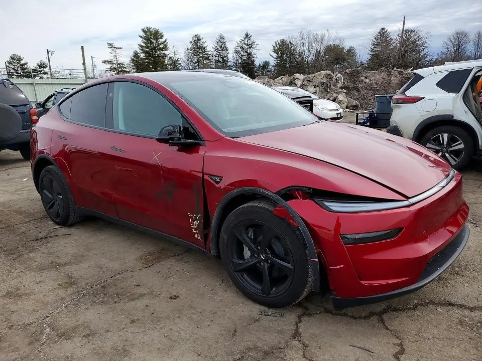 2026 TESLA MODEL Y   
