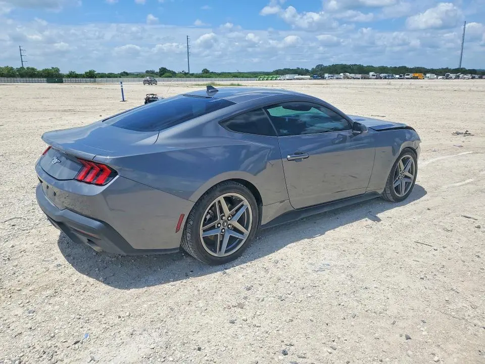 2024 FORD MUSTANG   