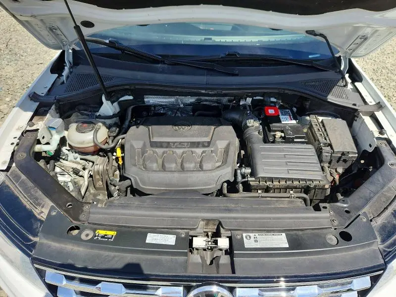 2020 VOLKSWAGEN TIGUAN SE  