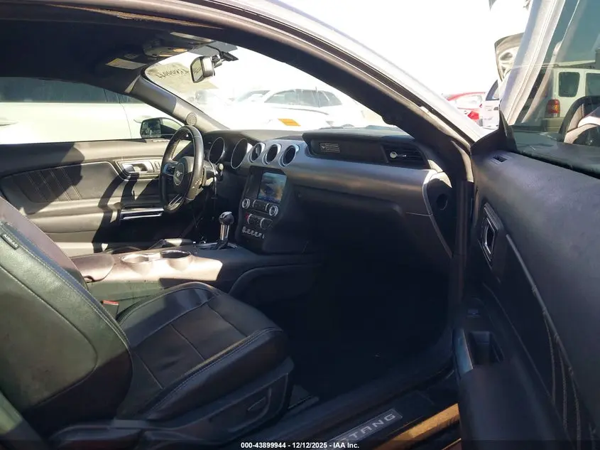 2020 FORD MUSTANG ECOBOOST PREMIUM FASTBACK