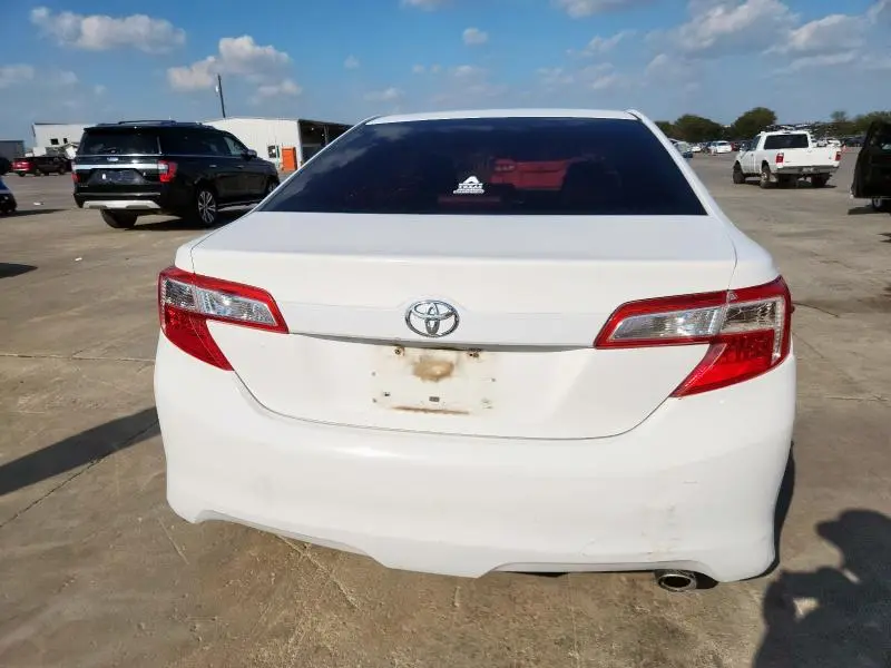 2014 TOYOTA CAMRY L  