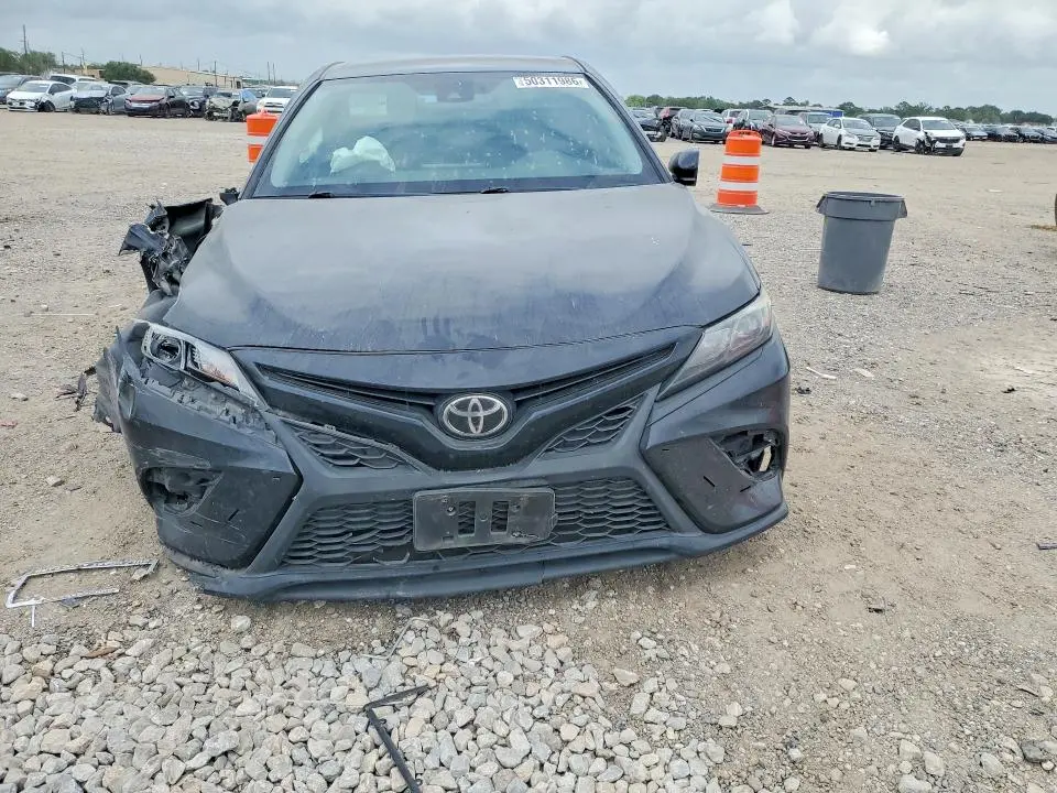 2021 TOYOTA CAMRY SE NIGHTSHADE  