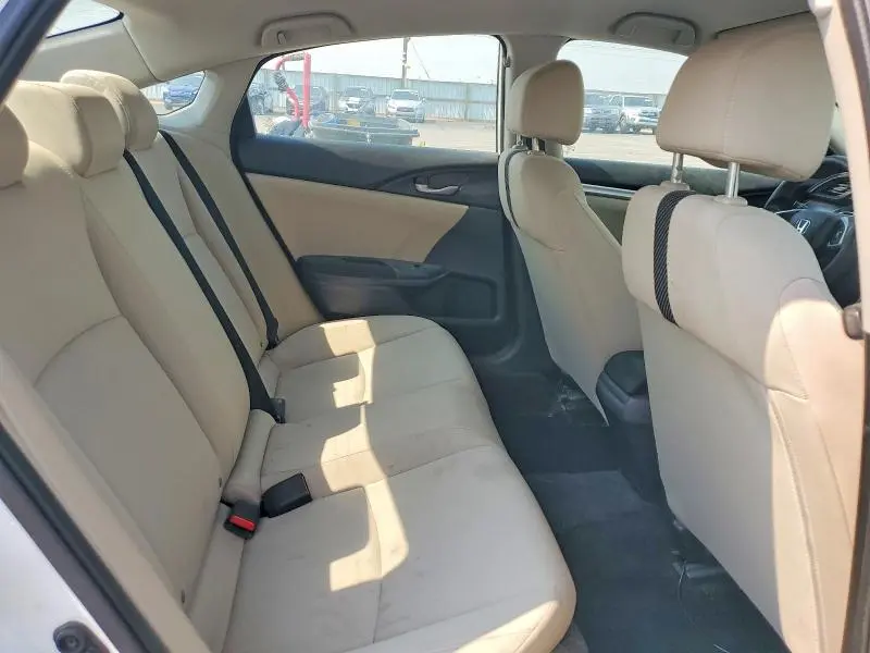 2016 HONDA CIVIC LX  