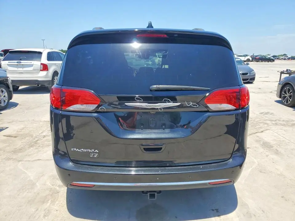 2020 CHRYSLER PACIFICA TOURING L PLUS  