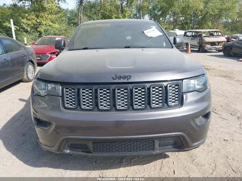 2017 JEEP GRAND CHEROKEE ALTITUDE 4X4