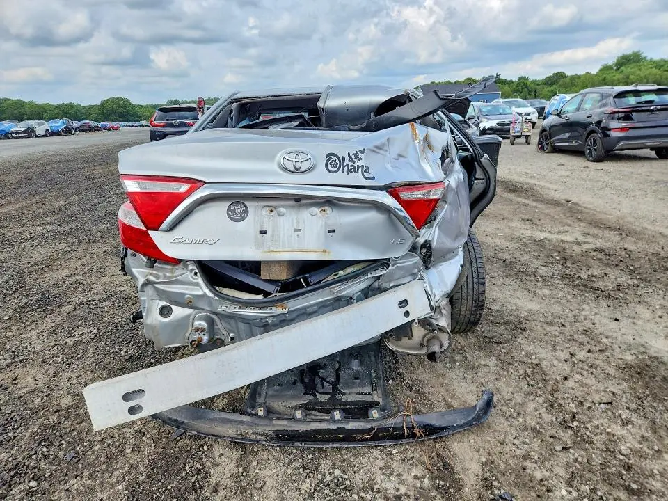2017 TOYOTA CAMRY LE  
