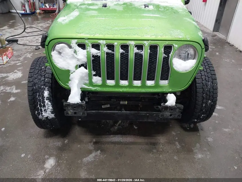 2020 JEEP WRANGLER UNLIMITED SAHARA 4X4