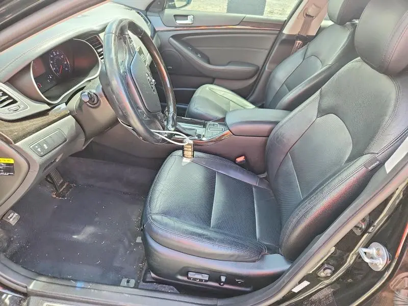 2016 KIA CADENZA LUXURY  