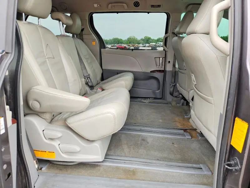 2012 TOYOTA SIENNA XLE 8-PASSENGER  
