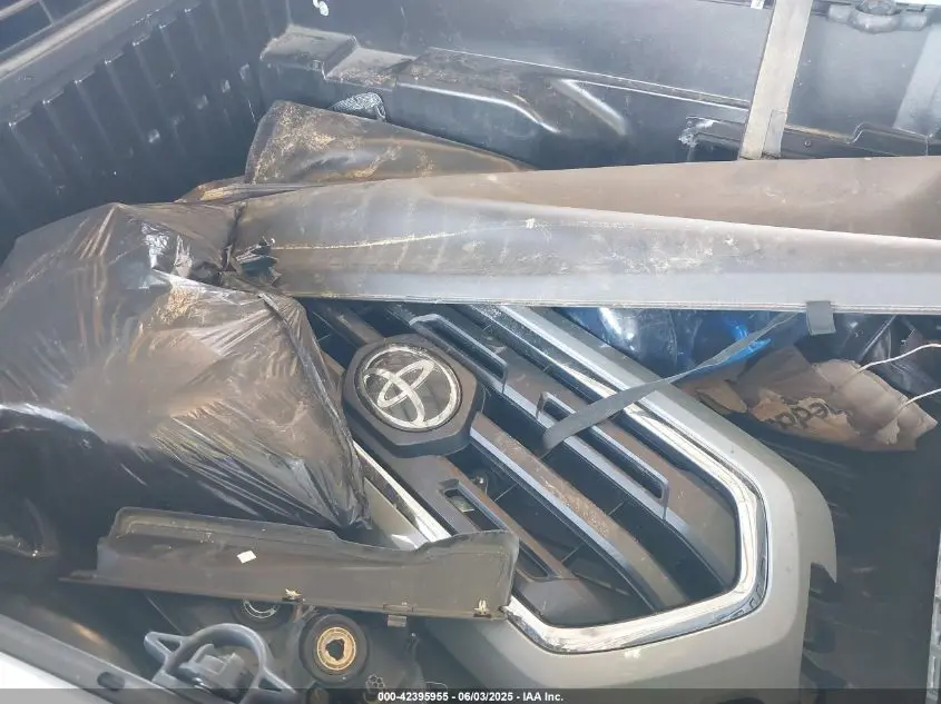 2019 TOYOTA TACOMA SR5 V6