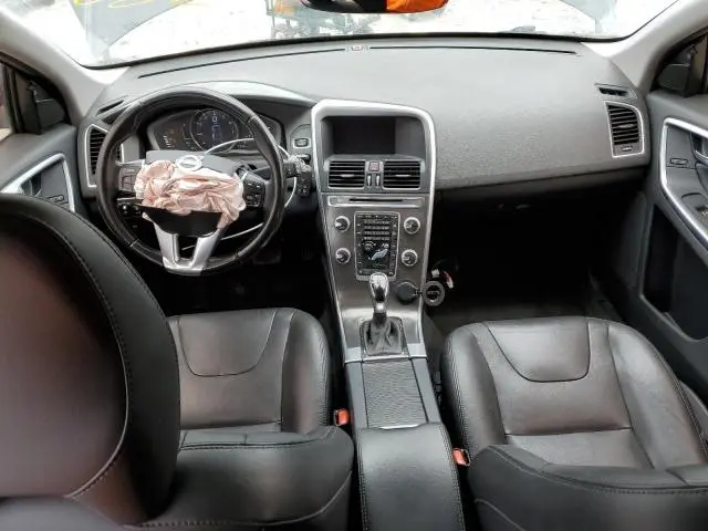 2016 VOLVO XC60 T5 PREMIER  