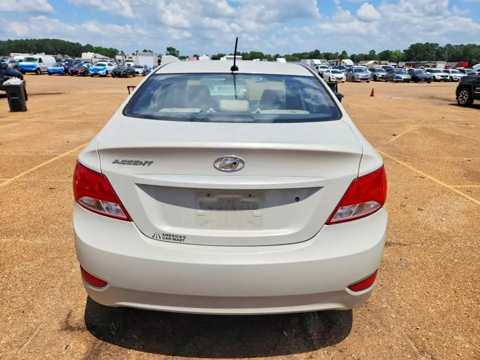 2016 HYUNDAI ACCENT   
