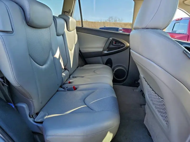 2010 TOYOTA RAV4 LIMITED  