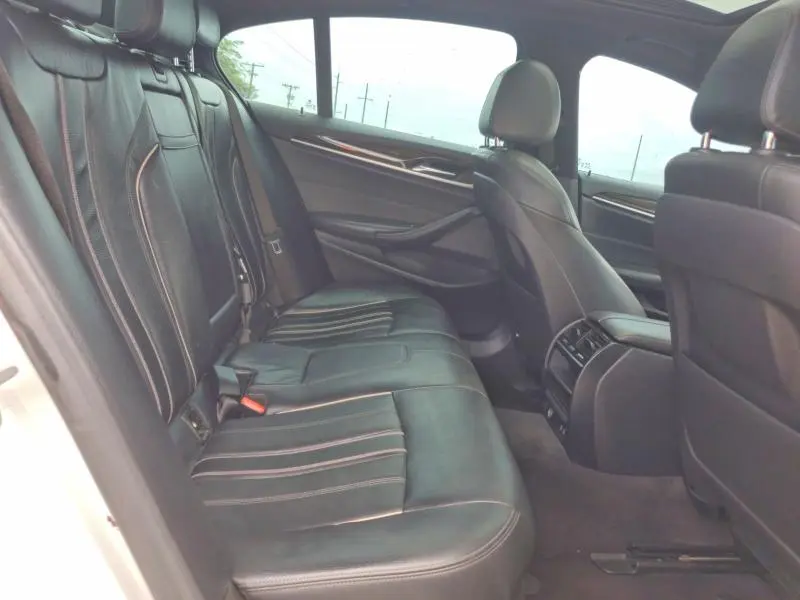 2020 BMW 530 XI  