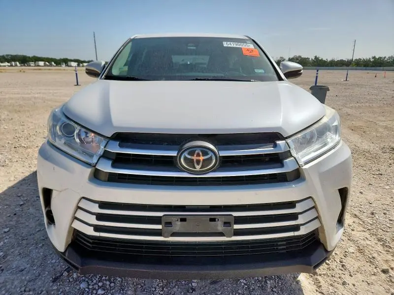 2018 TOYOTA HIGHLANDER LE  
