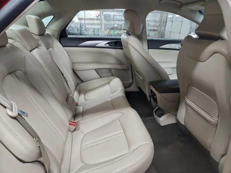 2017 LINCOLN MKZ PREMIERE  