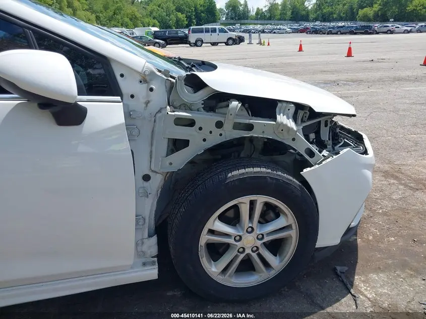 2017 CHEVROLET CRUZE LT AUTO