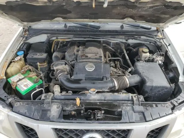 2015 NISSAN FRONTIER S  