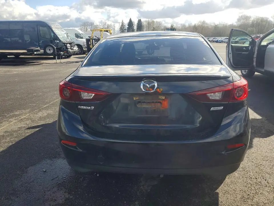 2015 MAZDA 3 TOURING  