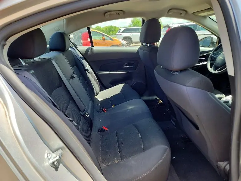 2015 CHEVROLET CRUZE LT  