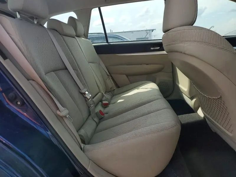 2010 SUBARU OUTBACK 2.5I  