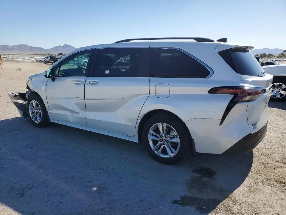 2024 TOYOTA SIENNA XLE 7-PASSENGER  